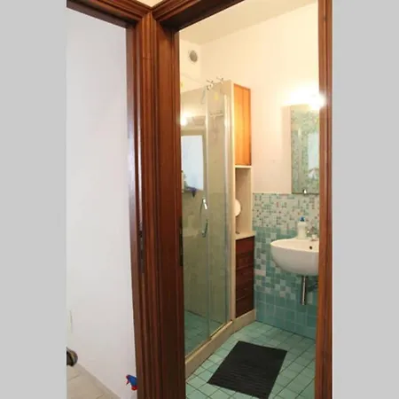 Super Fast Optical Fiber And Private Parking Apartment Viareggio